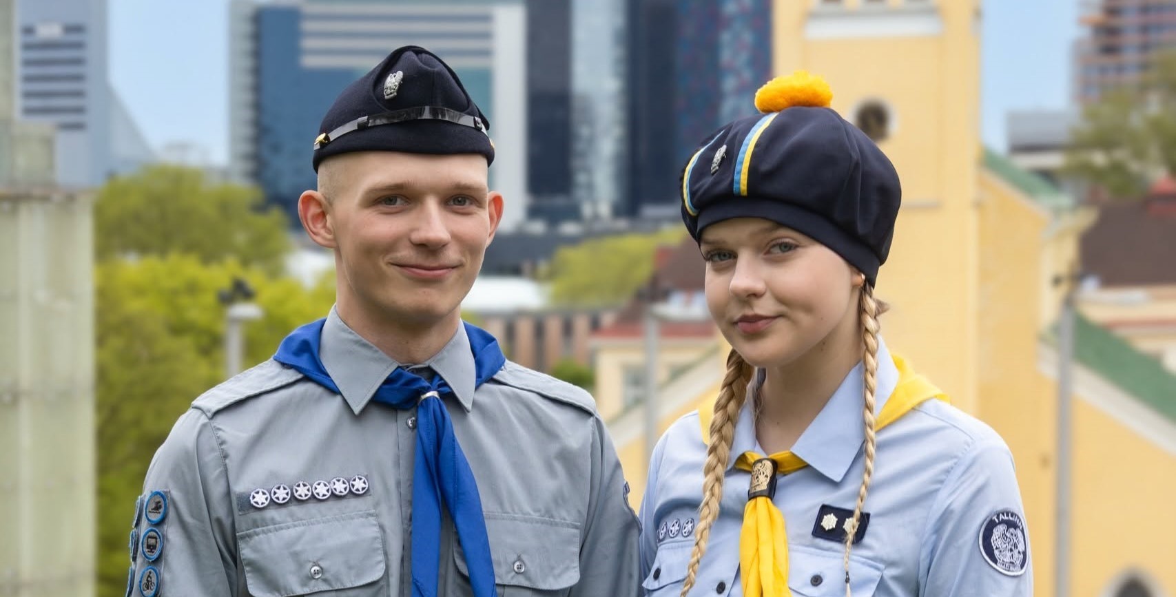 Tänavu kannavad Võidupüha paraadil Raplas võidutuld Kodutütarde ja Noorte Kotkaste liikmed. Tegemist on noortega, kes on silma paistnud eeskujuliku, panuse, akt